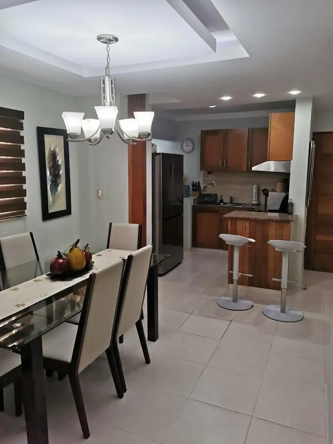 Altos De Alemeda, Santo Domingo Oeste Apartment